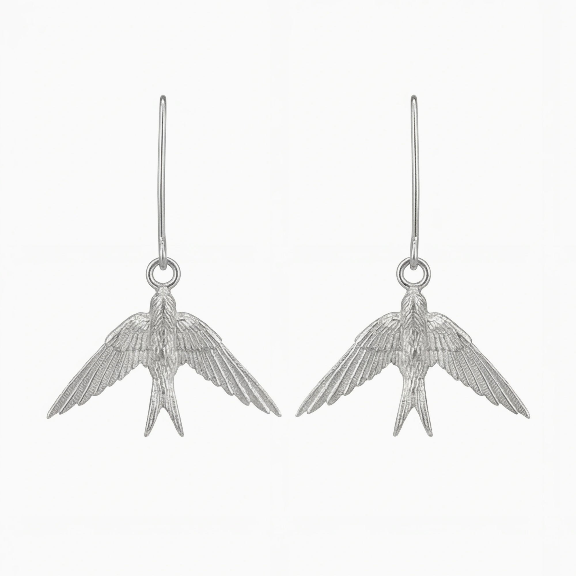 雙面雕刻燕子耳環